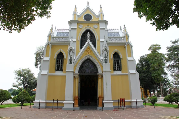 WAT niwet thammaprawat Gotik Tapınağı