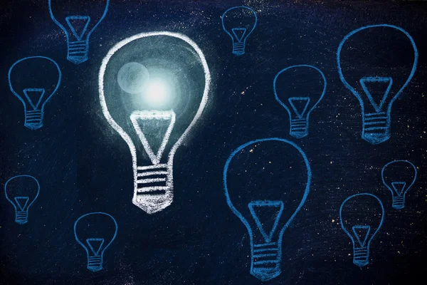 ödüllü fikir, tebeşir tasarımı ile lightbulbs