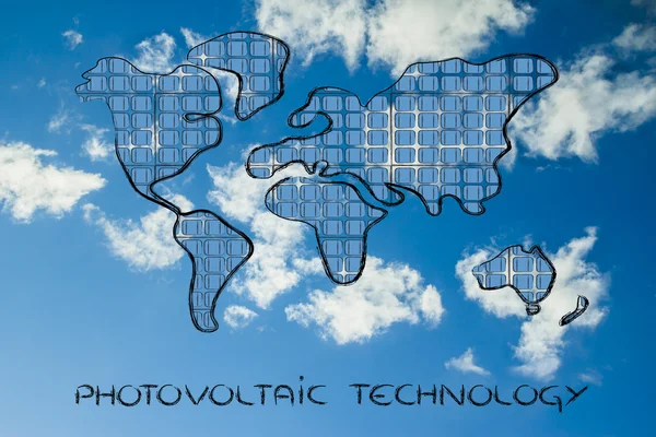 Weltkarte mit Sonnenkollektoren bedeckt — Stockfoto