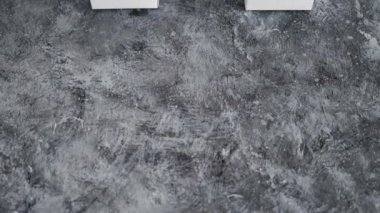 Etiketler, yarışmalar ve müşteri seçimleri konsepti üzerinde Ürün 1 ve 2 ile çevrimiçi dağıtım paketleri