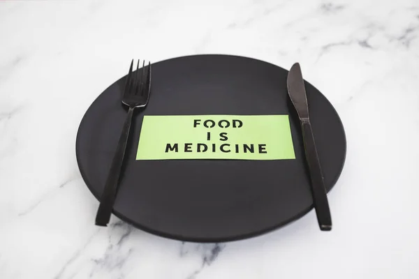 Alimentos Texto Medicina Plato Comedor Con Tenedor Cuchillo Concepto Dieta — Foto de Stock