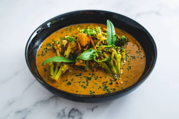 Curry Jaune Végétalien Avec Des Cubes Brocoli Tofu Recettes Alimentaires — Photo