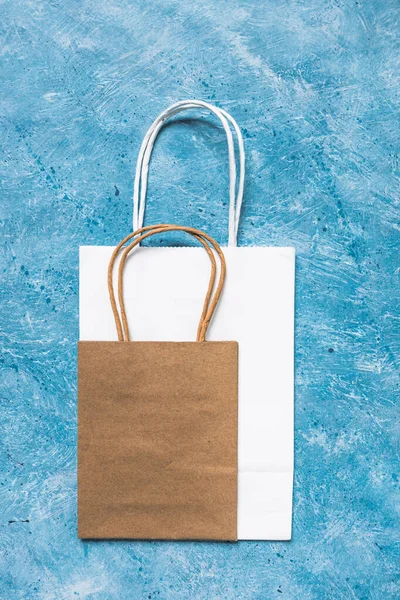 Shopping Bag Carta Diverse Dimensioni Colori Concetto Branding Concorrenza Nel — Foto Stock