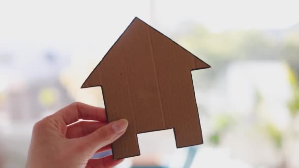 Celebración Mano Icono Casa Frente Sala Estar Bokeh Concepto Compra — Vídeo de stock