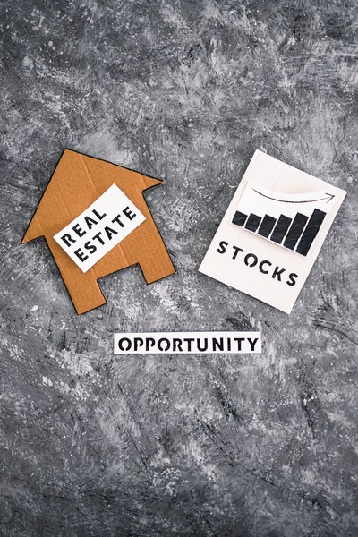 Investitionsmöglichkeiten Und Aufbau Von Wohlstand Konzeptionelles Bild Haus Symbol Neben — Stockfoto
