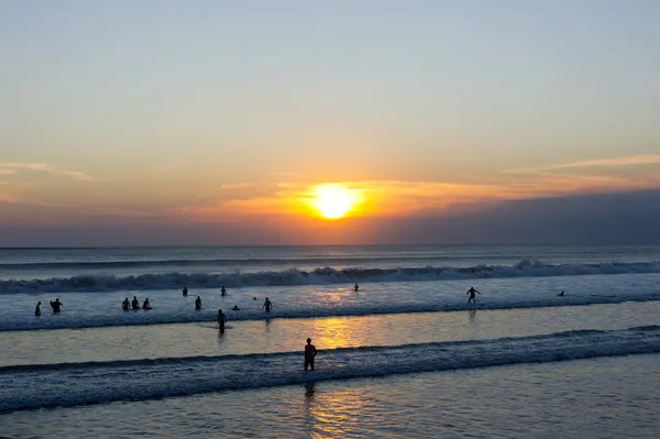 güzel deniz manzarası günbatımı