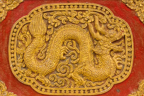 Naga Wall sculpture on Ubosot in Wat Saen Fang , Chiangmai — Stock Photo, Image