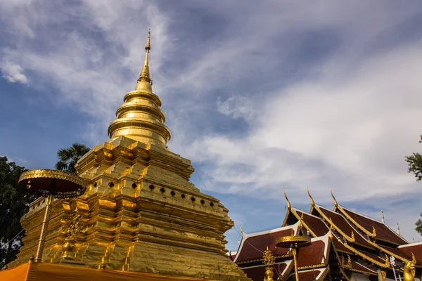 Wat Pra That Chomthong vora vihan , Chedi in Chiangmai Thailand — Stock Photo, Image