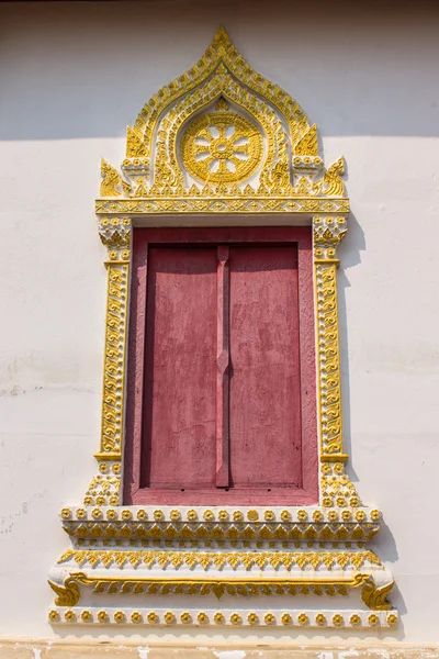 Thaise stijl tempel windows — Stockfoto