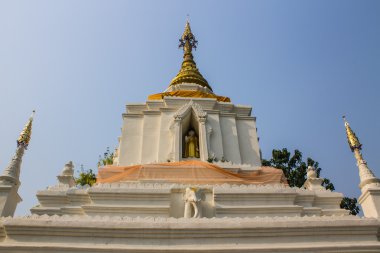 Chedi wat cang kump, wiang kum kam içinde