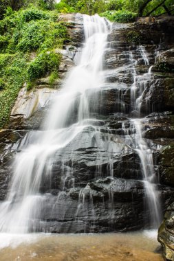 Tad mork su düşmek maerim, chiangmai, Tayland