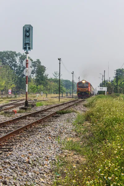 Zug von Bangkok nach Chiangmai — Stockfoto