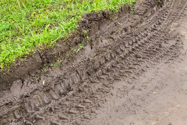 Tire tracks adventure on Dirt Road — Stock Photo, Image