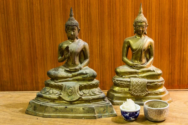 Stillleben mit Buddha-Statue — Stockfoto