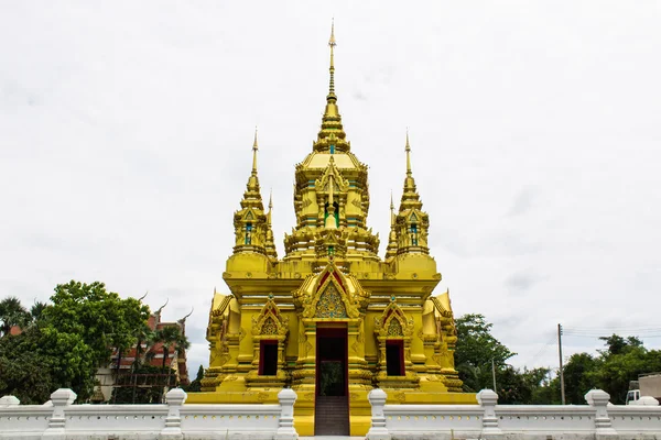 Pagoda in Wat Kamat in Chomthong , Chiangmai Thailand — Stock Photo, Image