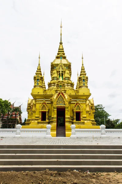 Pagoda w kamat wat w chomthong, chiangmai Tajlandia — Zdjęcie stockowe