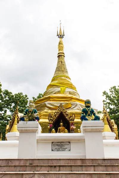 Prathat Sanhai Pagoda em Wianghaeng, Chiangmai Tailândia — Fotografia de Stock