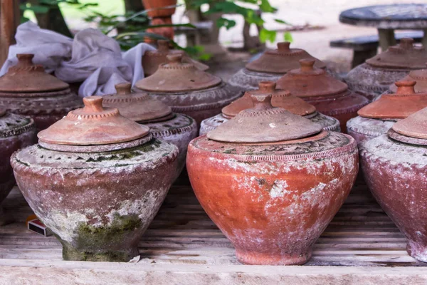 Tay içme suyu, lanna stili