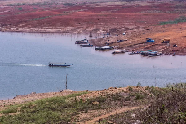 Bateau Naviguant Barrage Mae Ngad Chiangmai Thaïlande — Photo