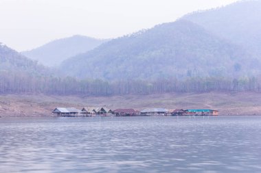 Mae Ngad barajında rafting, Maetaeng Chiangmai, Tha