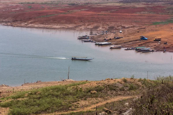 Bateau Naviguant Barrage Mae Ngad Chiangmai Thaïlande — Photo