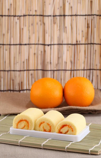 蛋糕卷橙色 — 图库照片