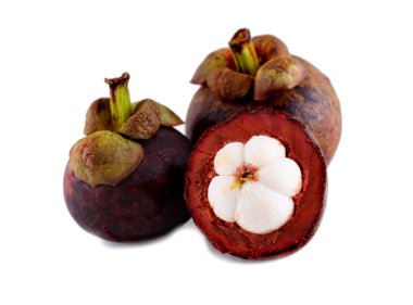 Mangosteen beyaz üzerine izole
