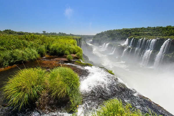 Iguazu tombe vue de l'Argentine — Photo