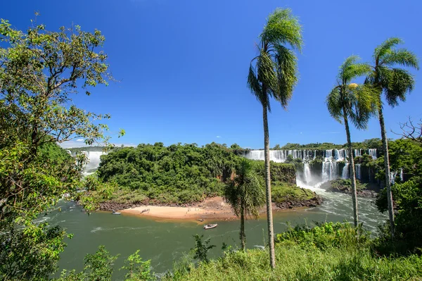 Iguazu esik kilátás Argentínából — Stock Fotó