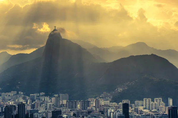 Coucher de soleil sur Rio de Janairo, Brésil — Photo