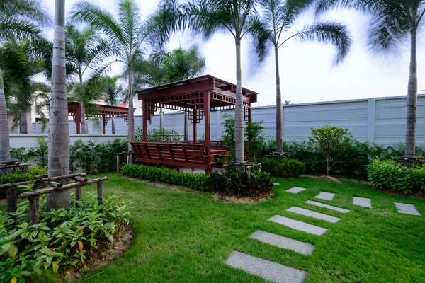 Cottage in the garden — Stock Photo, Image