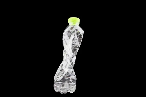 Twisted fles zonder water op geïsoleerde achtergrond — Stockfoto
