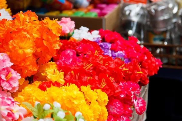 Färgstark blomma i marknaden på thailändska — Stockfoto