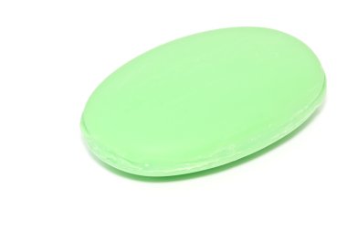 beyaz zemin üzerine yeşil sabun