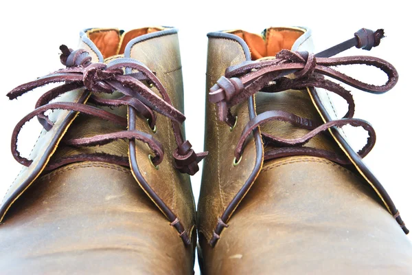 白い背景で隔離の男性の靴 — ストック写真