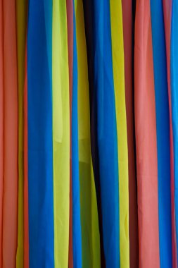 görüntü renkli Tekstil arka plan, parlak katlanmış bez yığını