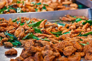 Izgarada tavuk budu. 