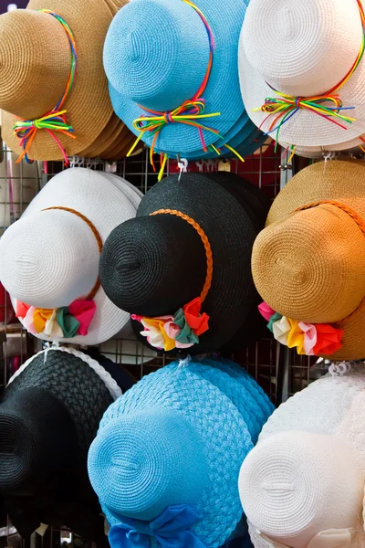 市場で帽子の写真 — ストック写真