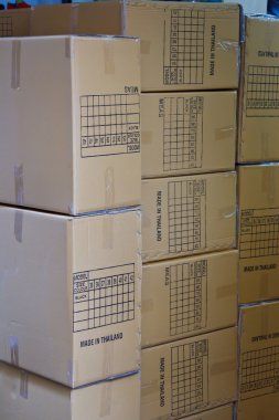 bir dağıtım depoda parsel 