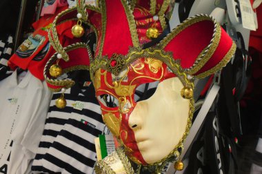 Venedik karnaval maskesi