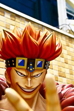 Nagasaki, Japonya - 13 Mayıs 2013: One Piece, Eustass Kid: Japon mangasından Çocuk Korsanlar 'ın kaptanı ve Nagasaki Huis Ten Bosch' daki animasyon One Piece. 