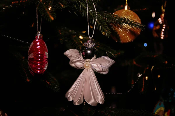 Angel Hanging Christmas Tree — Φωτογραφία Αρχείου