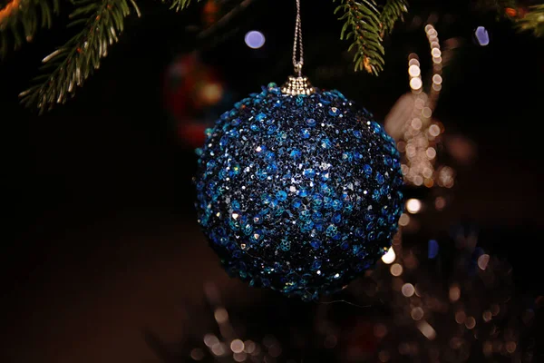 Blue Balloons Hanging Christmas Tree — Fotografia de Stock