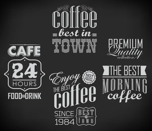 Conjunto de etiquetas de café en pizarra — Vector de stock