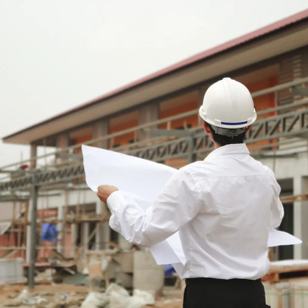 Ingenieur op het werk — Stockfoto