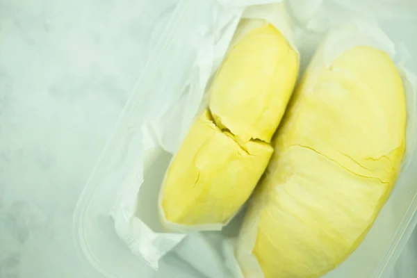 Baru Panen Buah Durian Dengan Kuning Keemasan Lezat Atas Kertas — Stok Foto