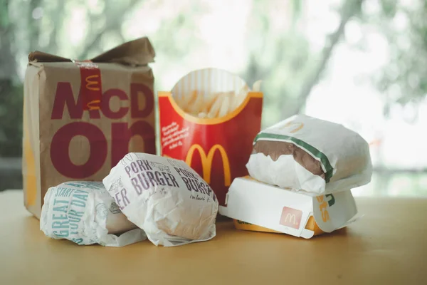 Samut Prakan Tailândia Outubro 2021 Fast Food Define Hambúrguer Grande — Fotografia de Stock