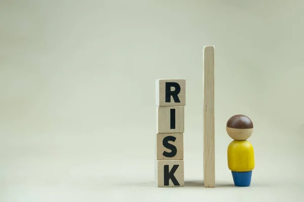 Human Figure Stands Pile Wood Block Text Risk Business Risk — Stock Photo, Image