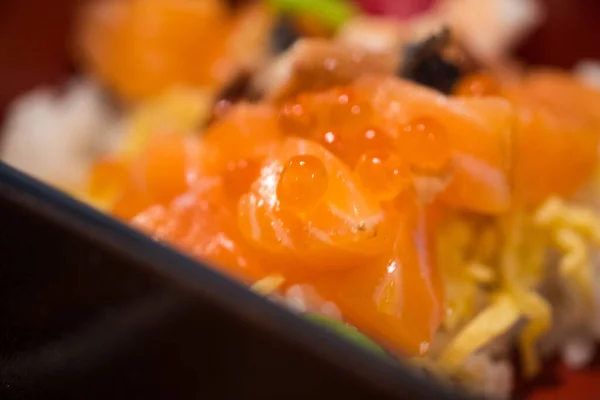 Salmón Japonés Fresco Restaurante Japonés Comer Comida Japonesa Como Sushi —  Fotos de Stock