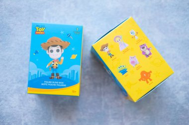 BANGKOK, THAILAND - 25 Ocak 2022: Miniso, Toy Story X MINISO 'nun yeni oyuncak koleksiyonu Miniso Tayland' da toplam 6 parça ve 1 parça nadir bulunur.